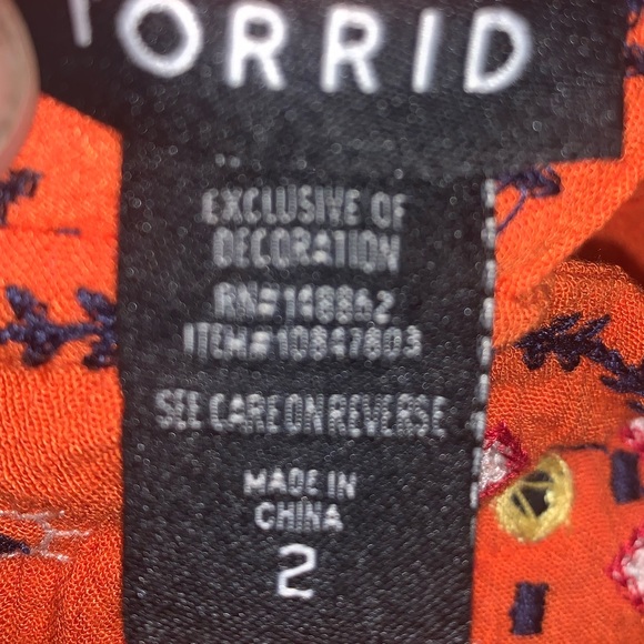 Torrid Top - Picture 3 of 3